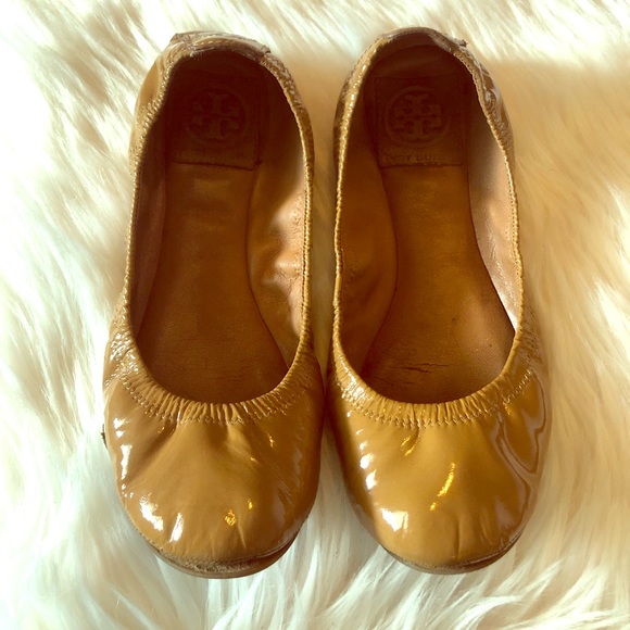Tory Burch Shoes - Tory Burch Eddie parent leather flats